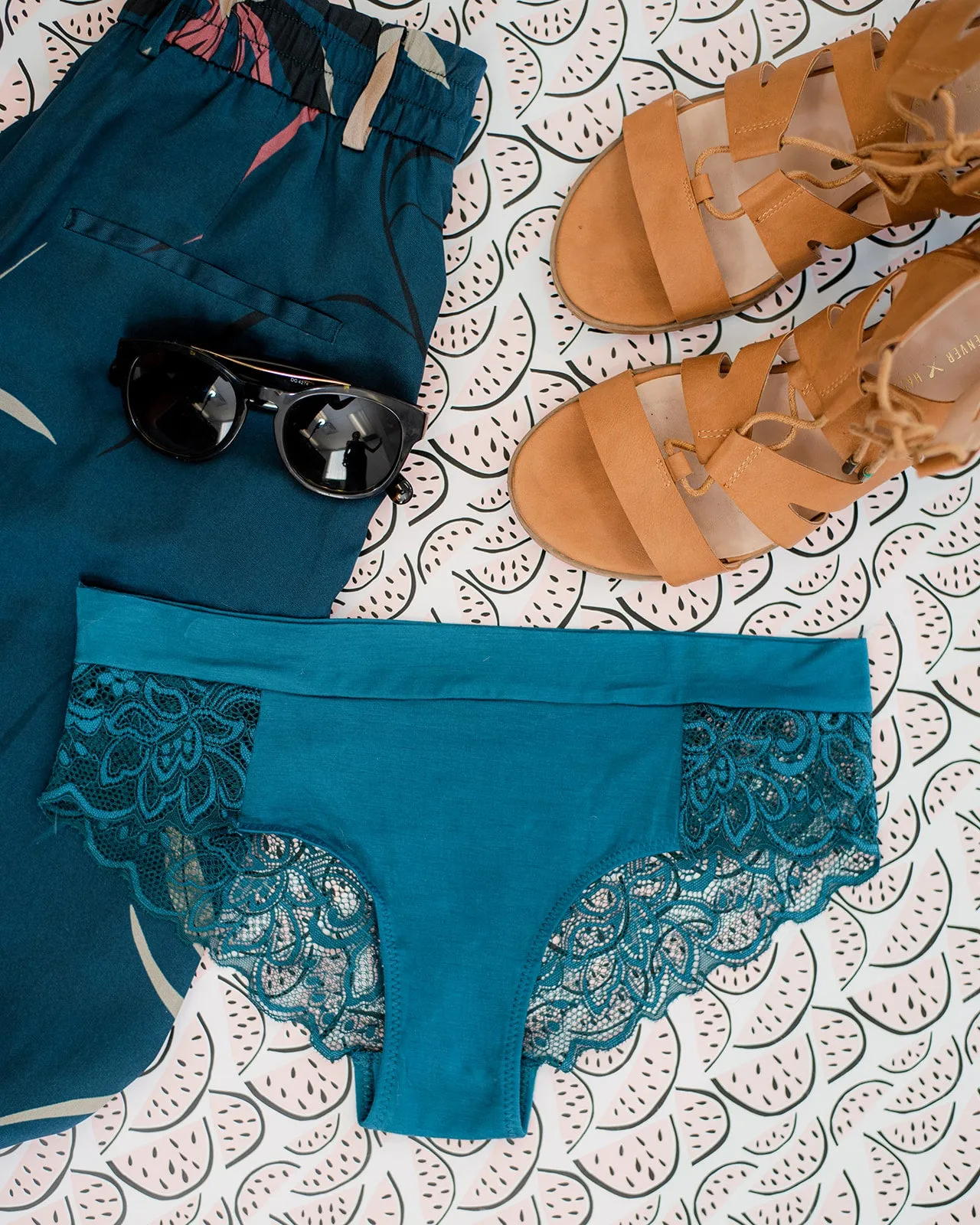 BeChill™ Low-rise Teal Lace Cheeky