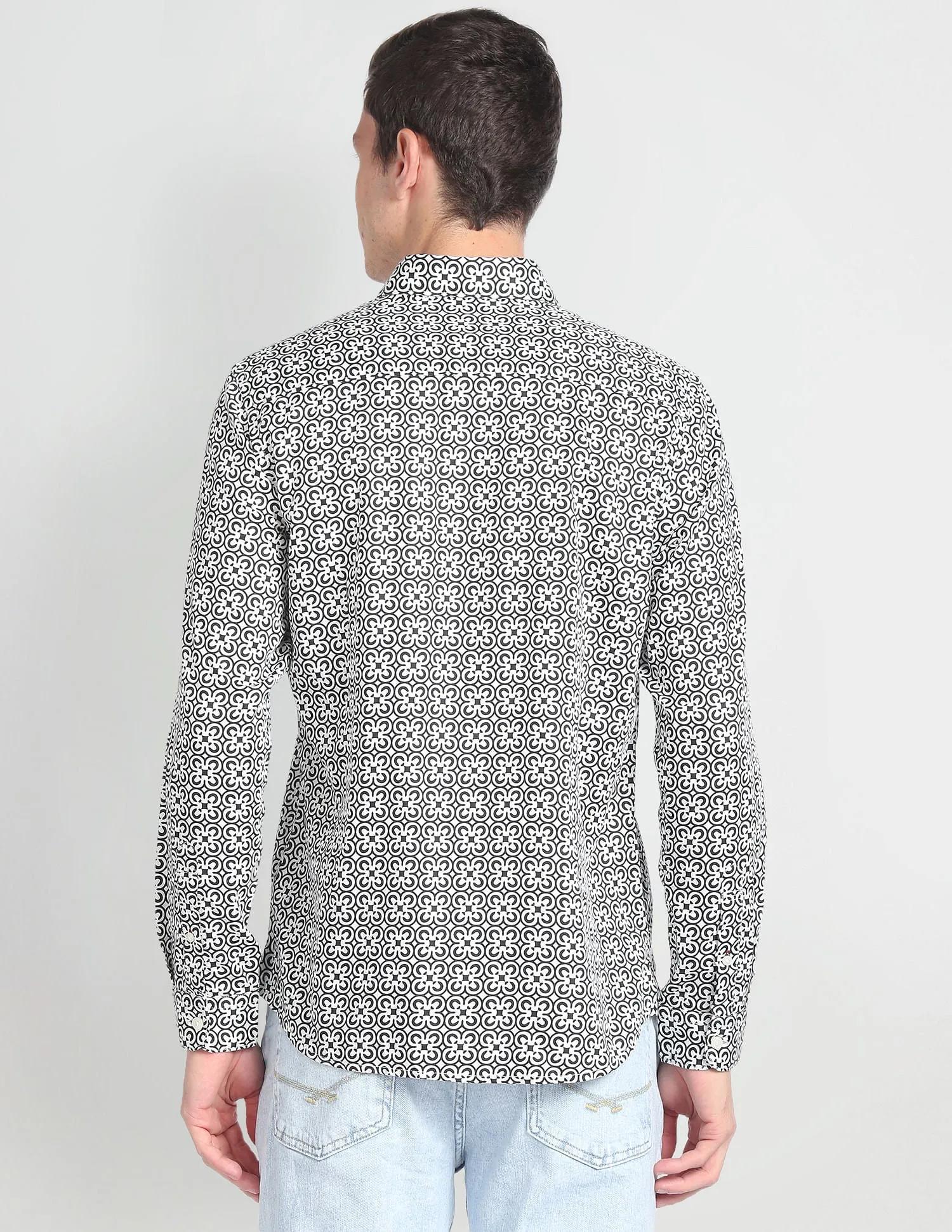 Cutaway Collar Motif Print Shirt