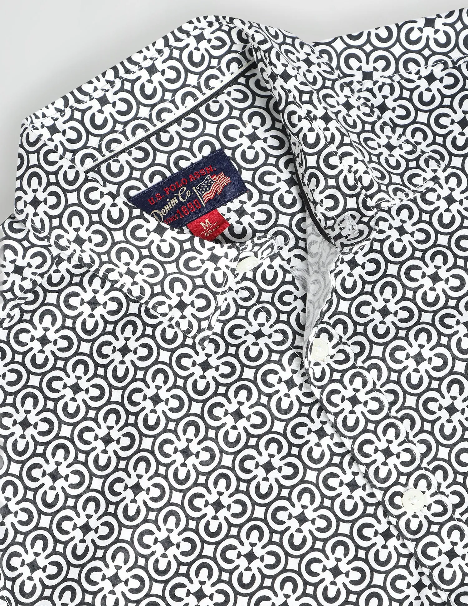 Cutaway Collar Motif Print Shirt