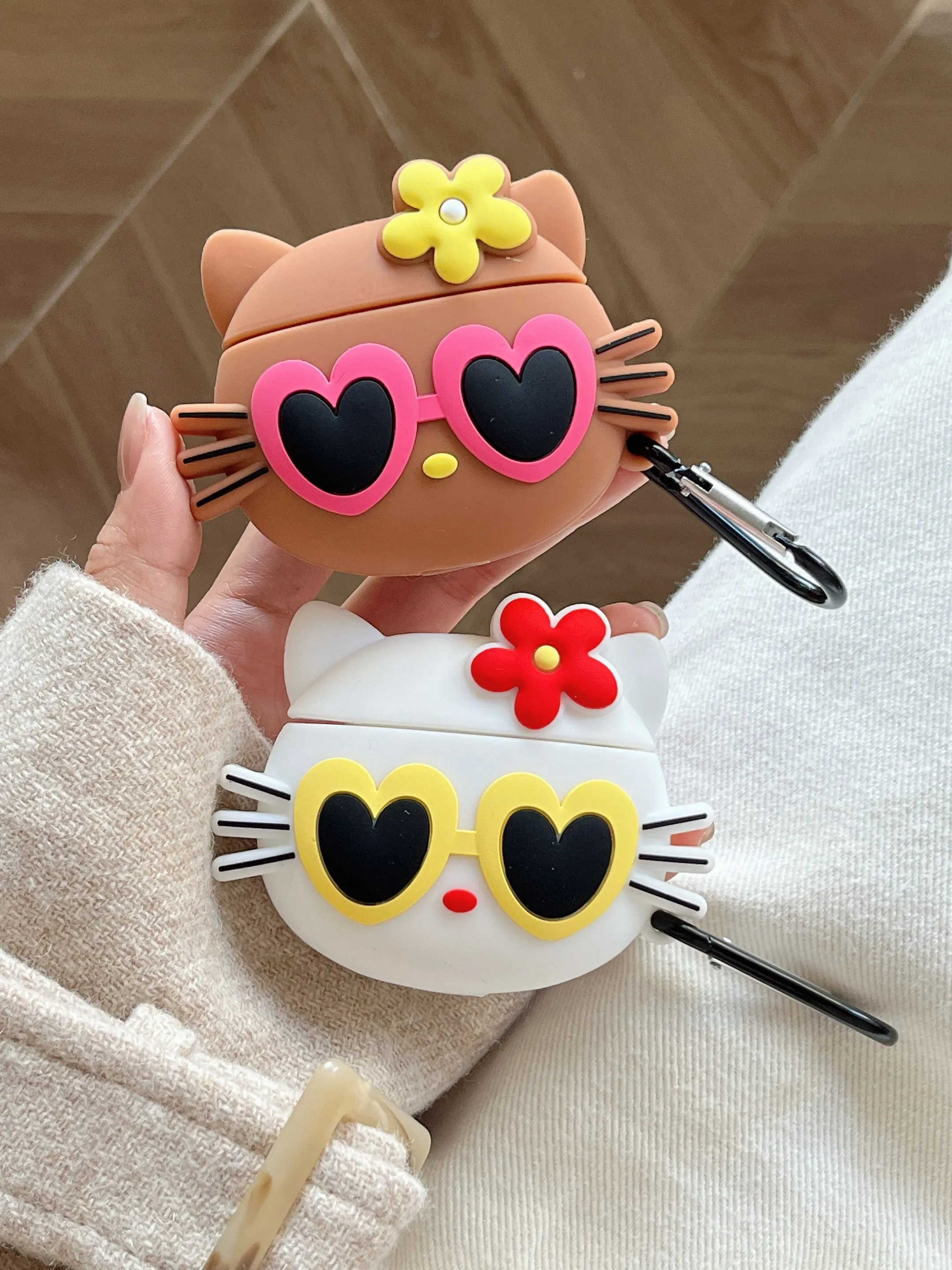 Cute Kitty In Sunglasses Silicon Airpod Case