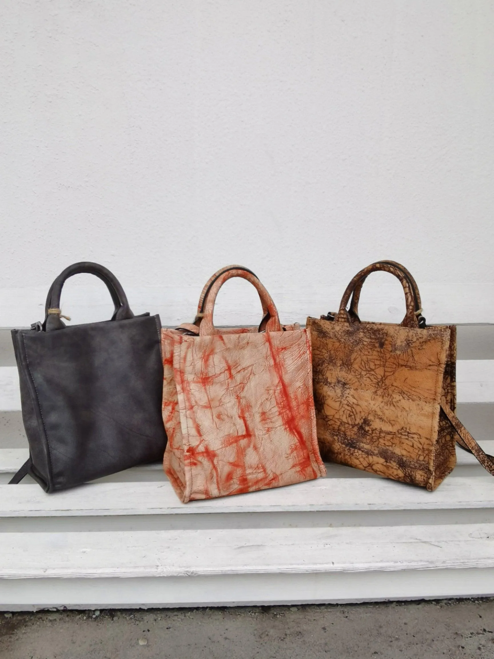 Handcrafted Luxurious Italian Full Grain Leather Shoulder Bag Collection