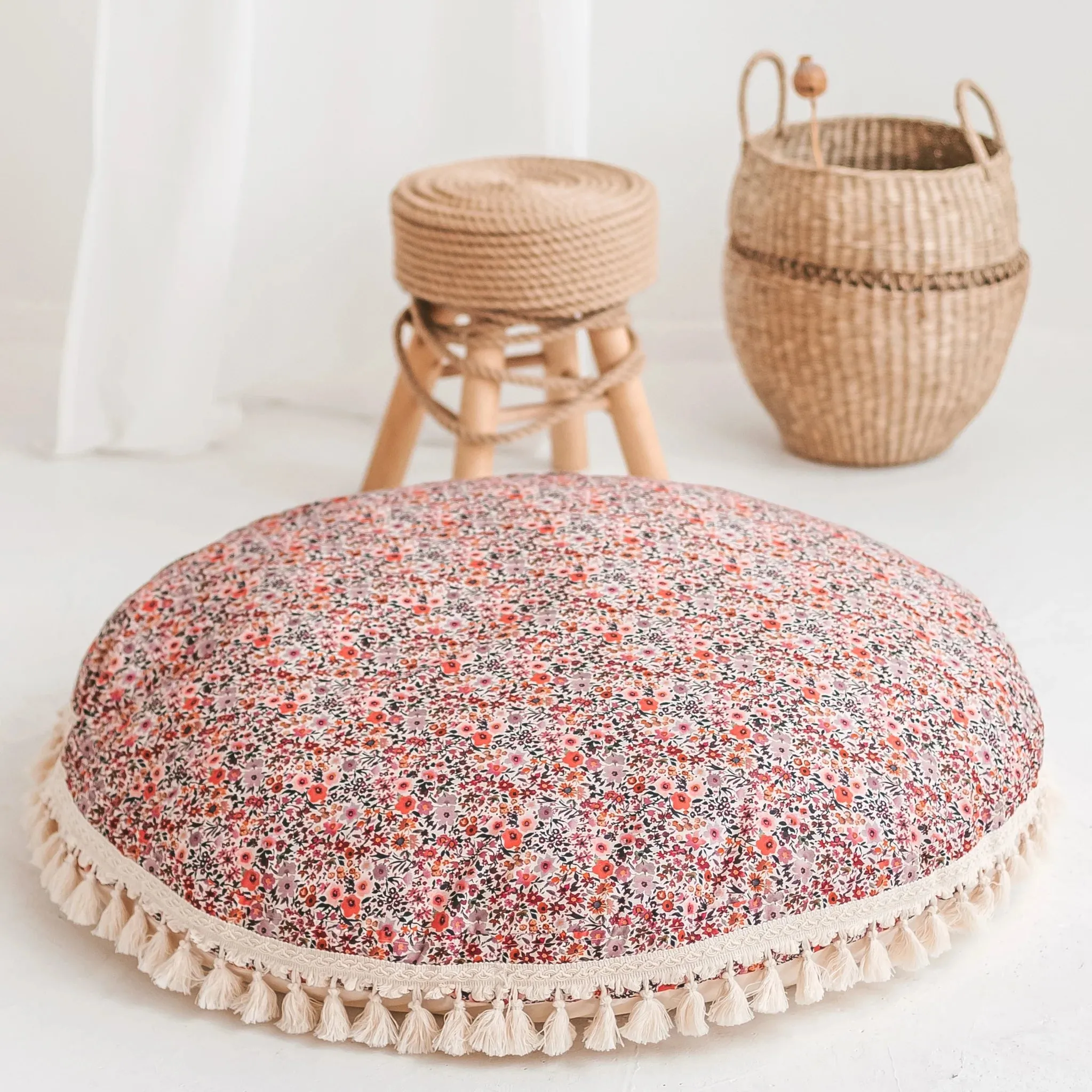 MiniCamp Big Floor Cushion With Tassels - Pink Flowers